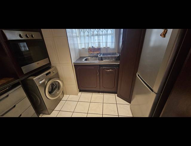 3 BEDROOM TOWNHOUSE FOR SALE IN NEW REDRUTH